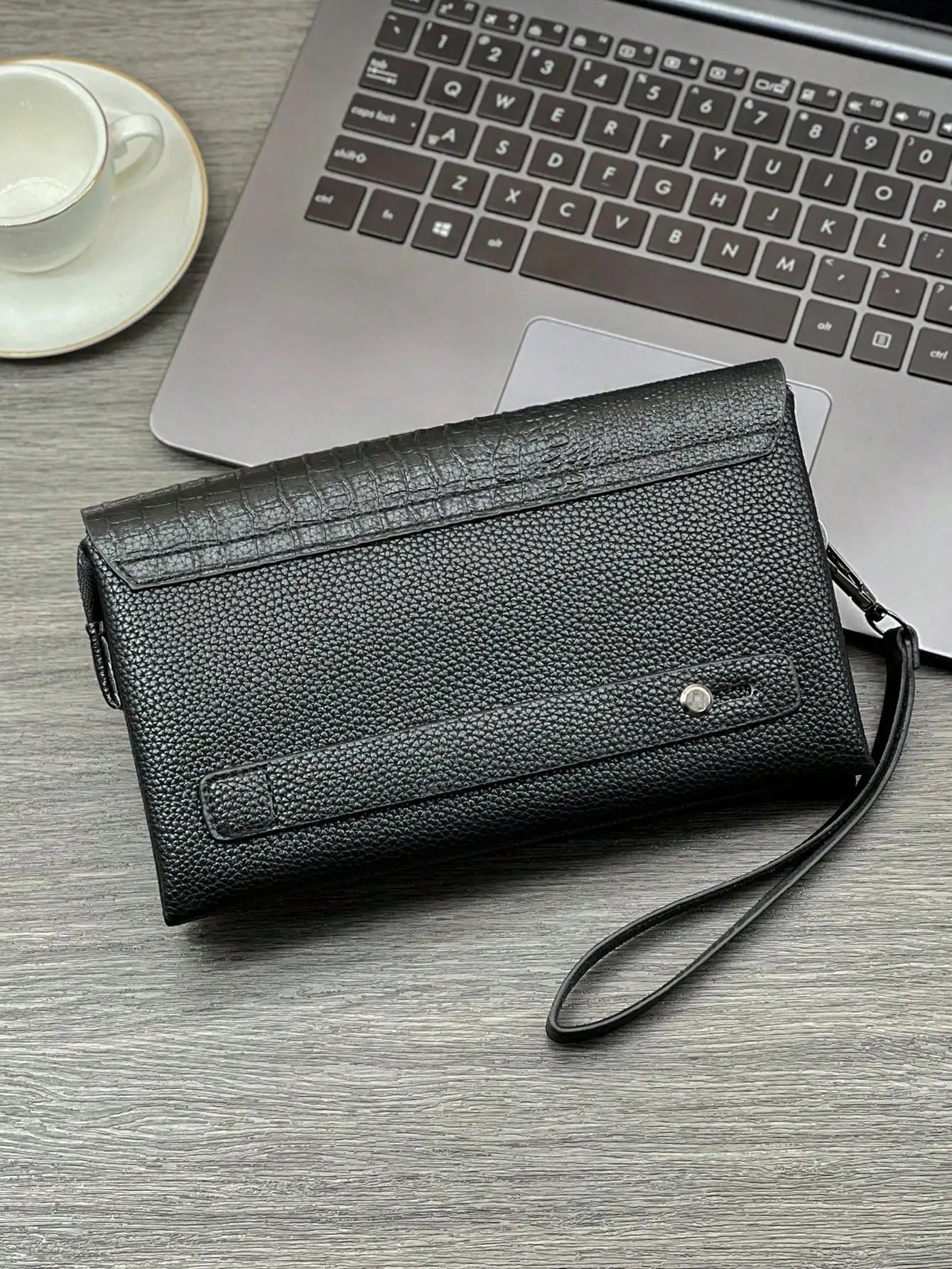 PU Clutch Bag Textured Crocodile Pattern — Black | KIMLUD