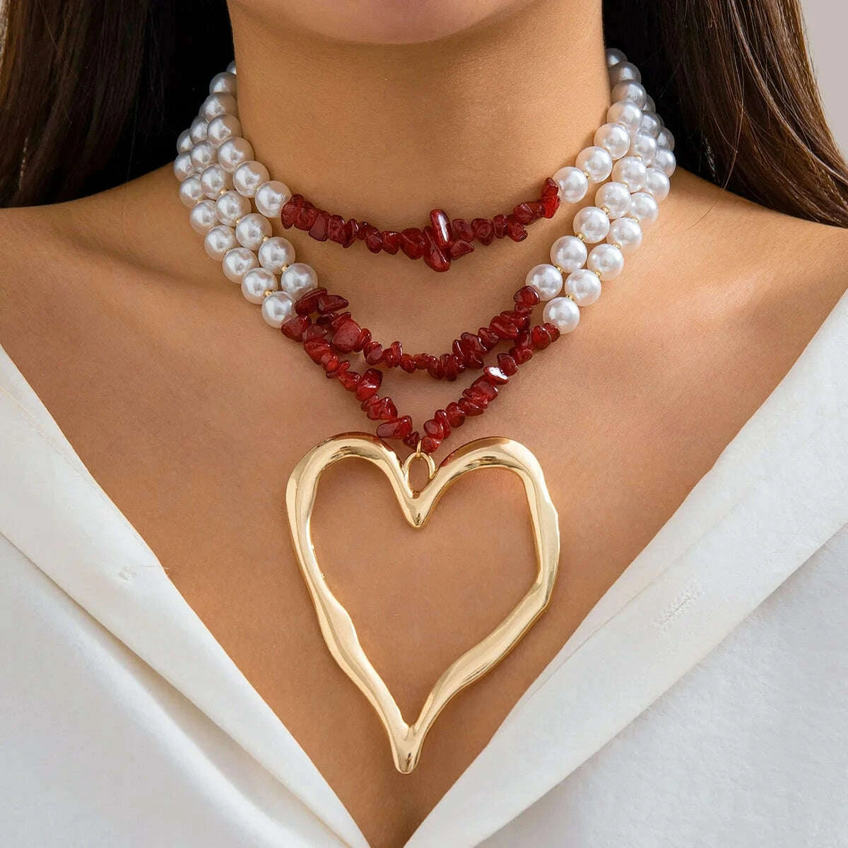 european-and-american-jewelry-exaggerated-retro-heart-necklace-for-women-personality-beaded-turquoise-imitation-pearl-necklaces-kimlud-kimlud-33914409