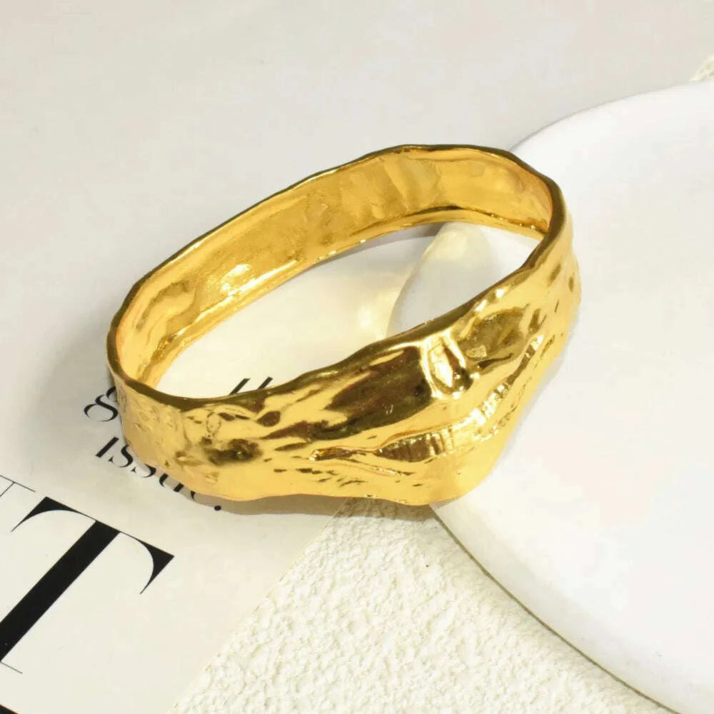 new-exaggerated-alloy-plated-eyes-nose-mouth-bangle-bracelet-for-women-fashion-jewelry-gorgeous-hand-simple-bracelet-accessorykimludkimlud-35558739