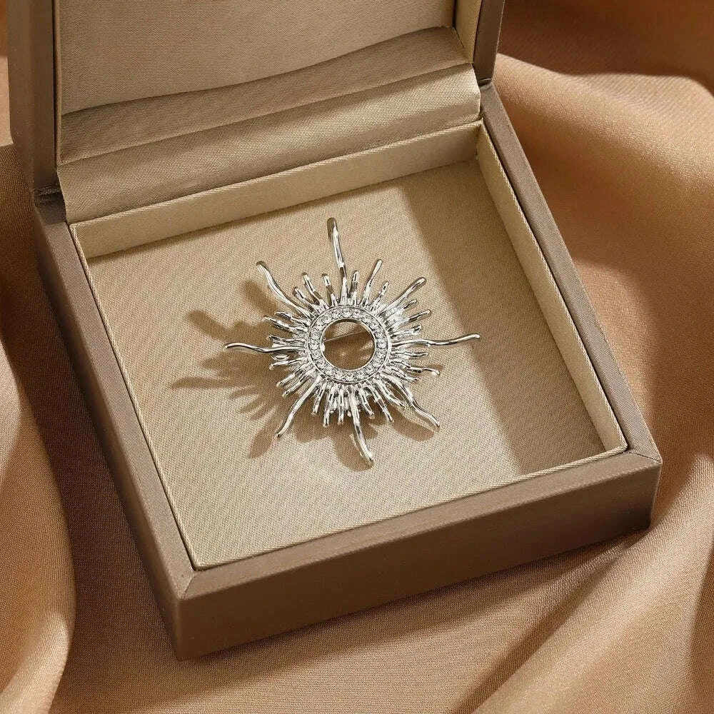 KIMLUD, Hollow Sun-shaped Brooch Universal Alloy Badge for Men and Women Trendy Versatile Clothes Backpack Scarf Accessories Brooch, KIMLUD Womens Clothes