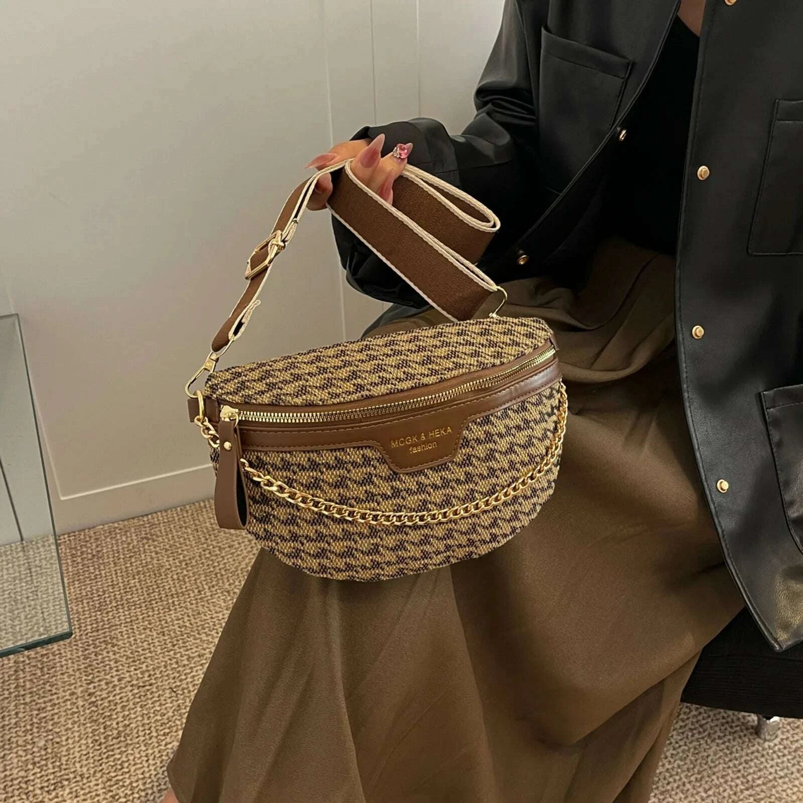 KIMLUD, Fashion Grid Chest Bag Retro Crossbody Bags Trendy Sling Shoulder Bag Travel Wide Strap Waist Bag Women Small Chain Fanny Pack, KIMLUD Womens Clothes