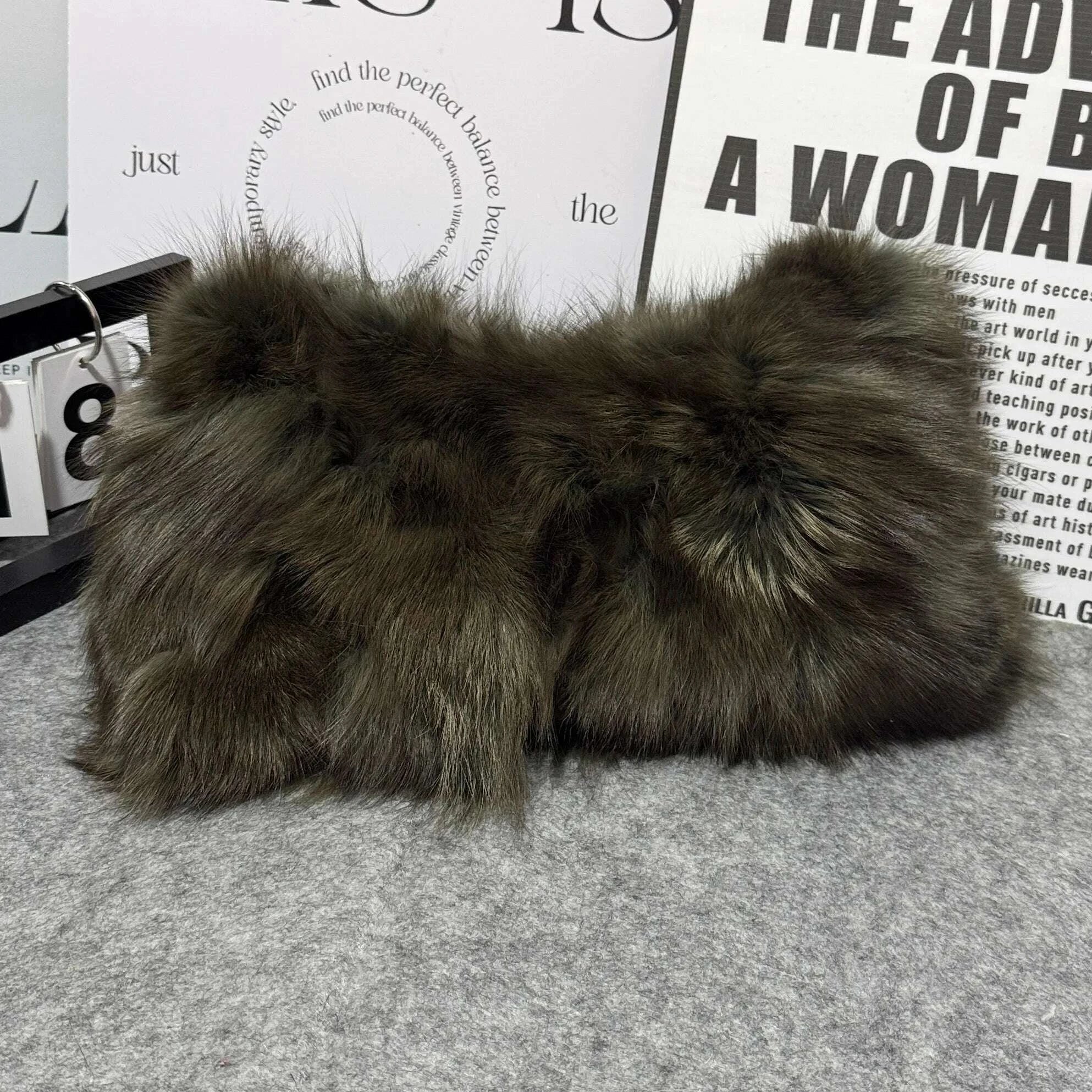winter-fox-fur-bag-womens-bag-fashion-handbag-ladies-bags-purses-women-shoulder-bag-real-silver-fox-fur-messenger-bagskimludkimlud-35556477