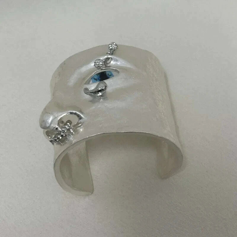 french-niche-advanced-face-three-dimensional-nose-eye-bracelet-light-luxury-fashion-personality-wide-version-bracelet-kimlud-kimlud-33916466