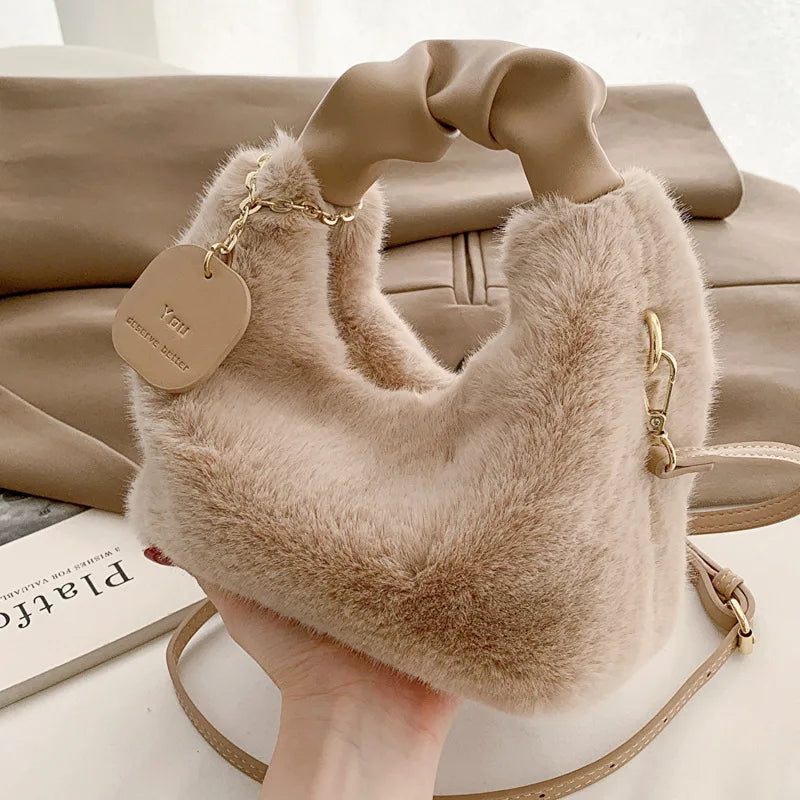 Plush Shoulder Bags For Femme Soft Winter Ladies Purse Handbag Cute Fashion Female Party Underarm Bag Travel Messenger Purse