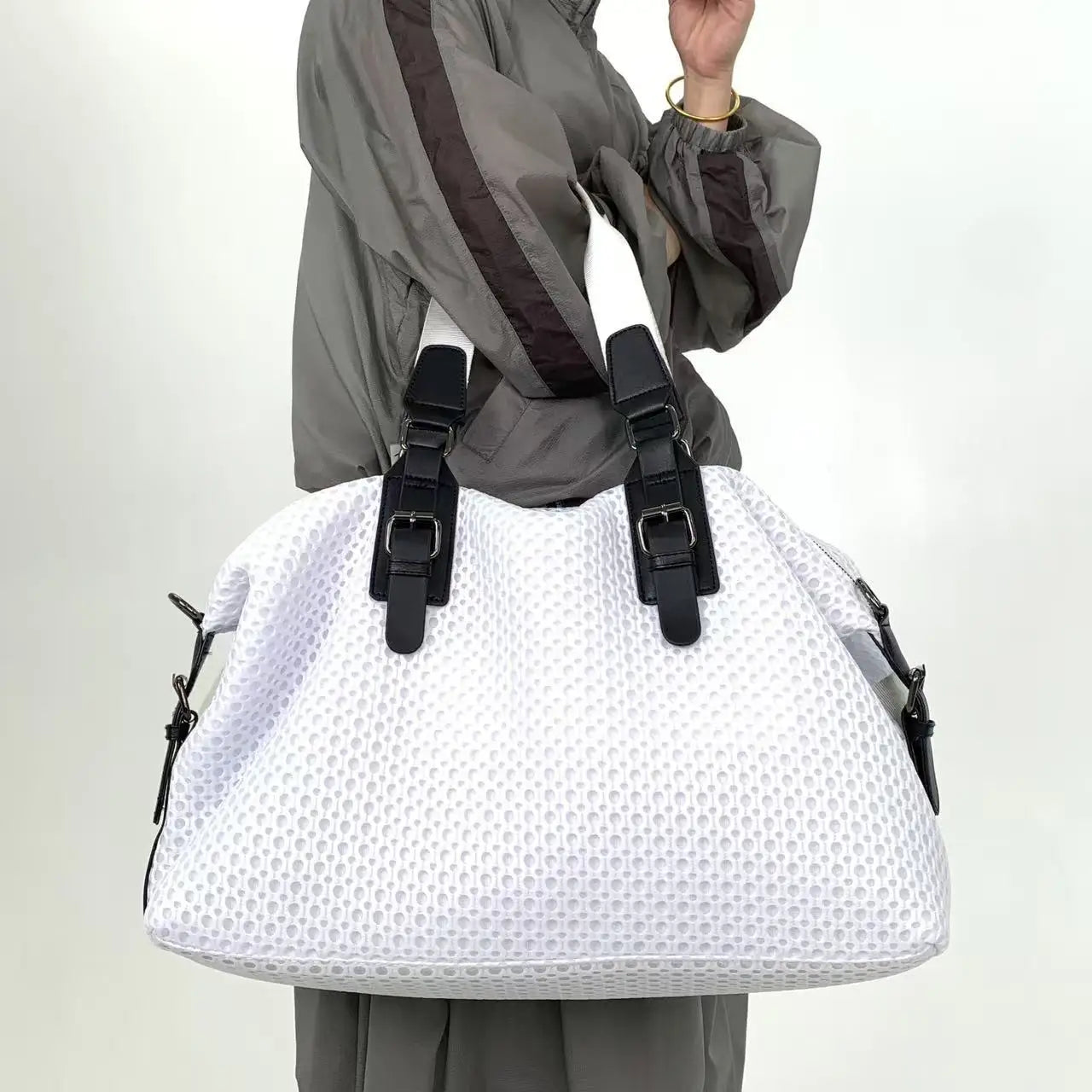 Ultra Lightweight Nylon Mesh Crossbody Bag — Black | KIMLUD