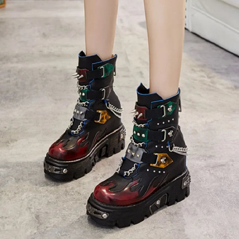 Women's Genuine Leather Motorcycle Boots Rivet Metal Chain Buckle Belt Short Punk Mid-calf Boots Winter Lady Platform Chunky