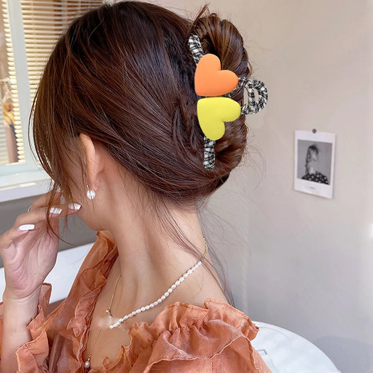 AWAYTR New Korea Heart Shape Acrylic Hair Claws Crab Large Pearl Claw Clips for Woman Girls Bath Barrette Lady Fashion Headdress - KIMLUD