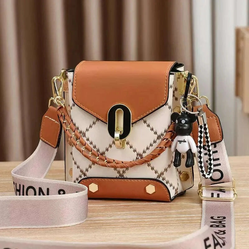 korean-version-of-simple-and-fashionable-small-square-bag-fashionable-versatile-shoulder-messenger-bag-trendy-mini-mobile-phonekimludkimlud-35562674
