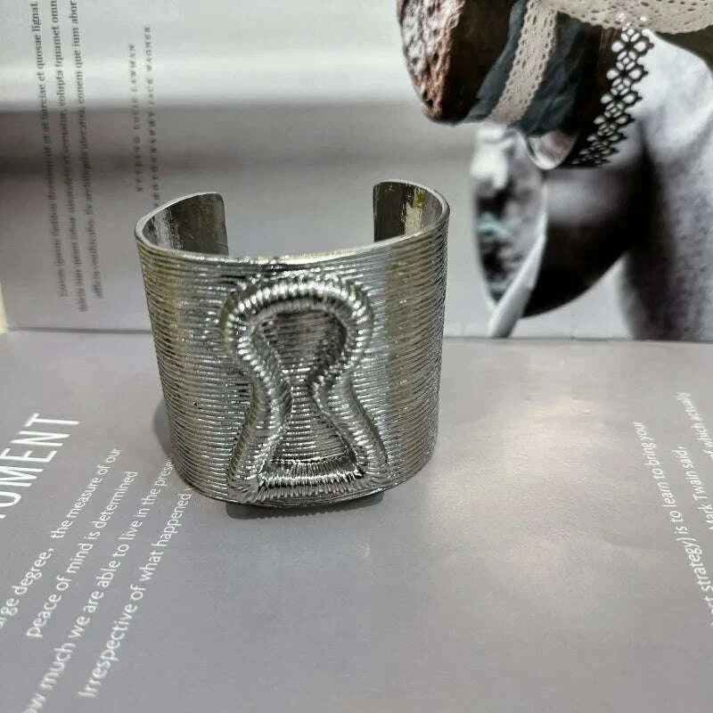 exaggerated-vintage-alloy-plated-eyes-cuff-bracelet-for-women-fashion-jewelry-gorgeous-hand-open-bracelet-accessory-kimlud-kimlud-33917680