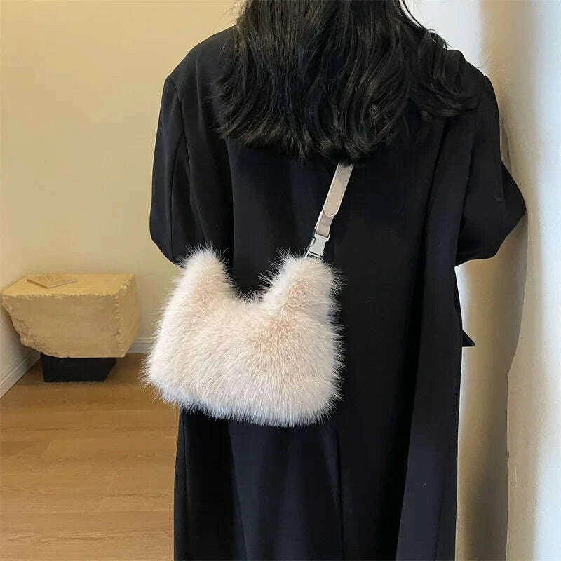 크로스백-여성-가방-2023-new-winter-trend-solid-color-plush-warm-fluffy-crossbody-bag-imitation-fox-hair-shoulder-bag-designer-handbagkimludkimlud-35556796
