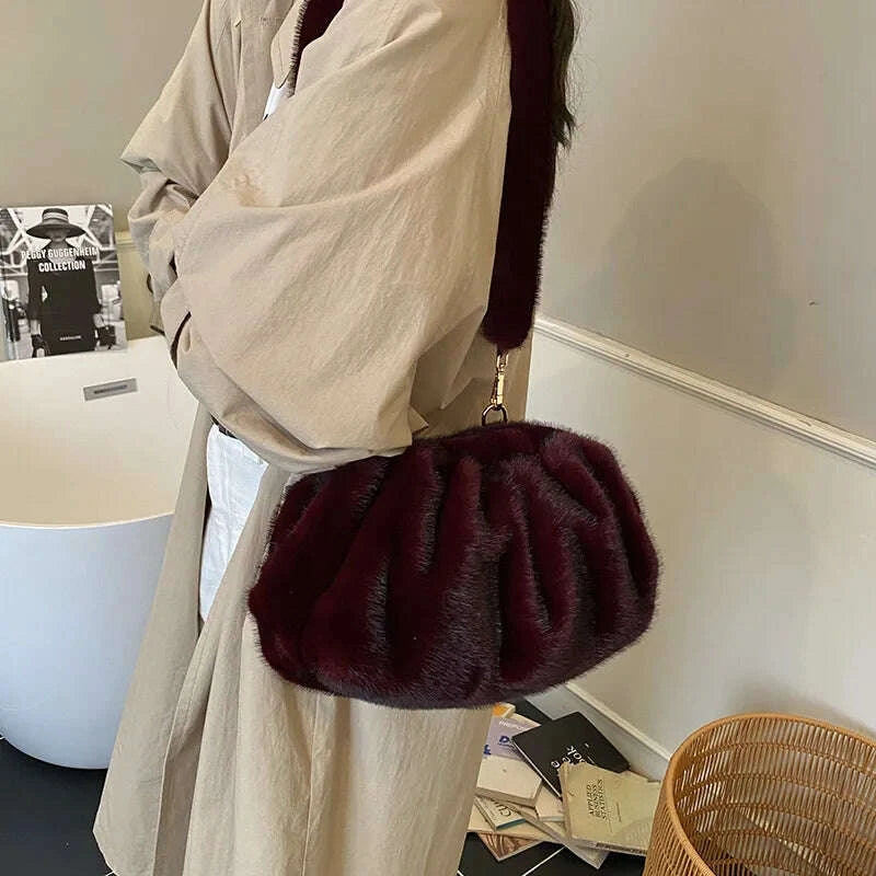 new-womens-commuting-simplified-shoulder-bag-fluffy-cloud-textured-casual-coach-bag-vintage-furry-handle-bag-for-autumn-winterkimludkimlud-35556109