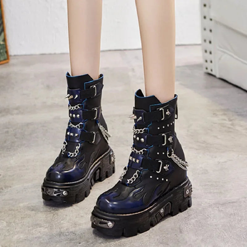 Women's Genuine Leather Motorcycle Boots Rivet Metal Chain Buckle Belt Short Punk Mid-calf Boots Winter Lady Platform Chunky