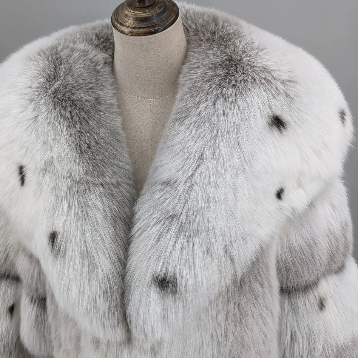 Fox Fur Coat - Big Turn-Down Collar - Fox Fur - Lynx | KIMLUD