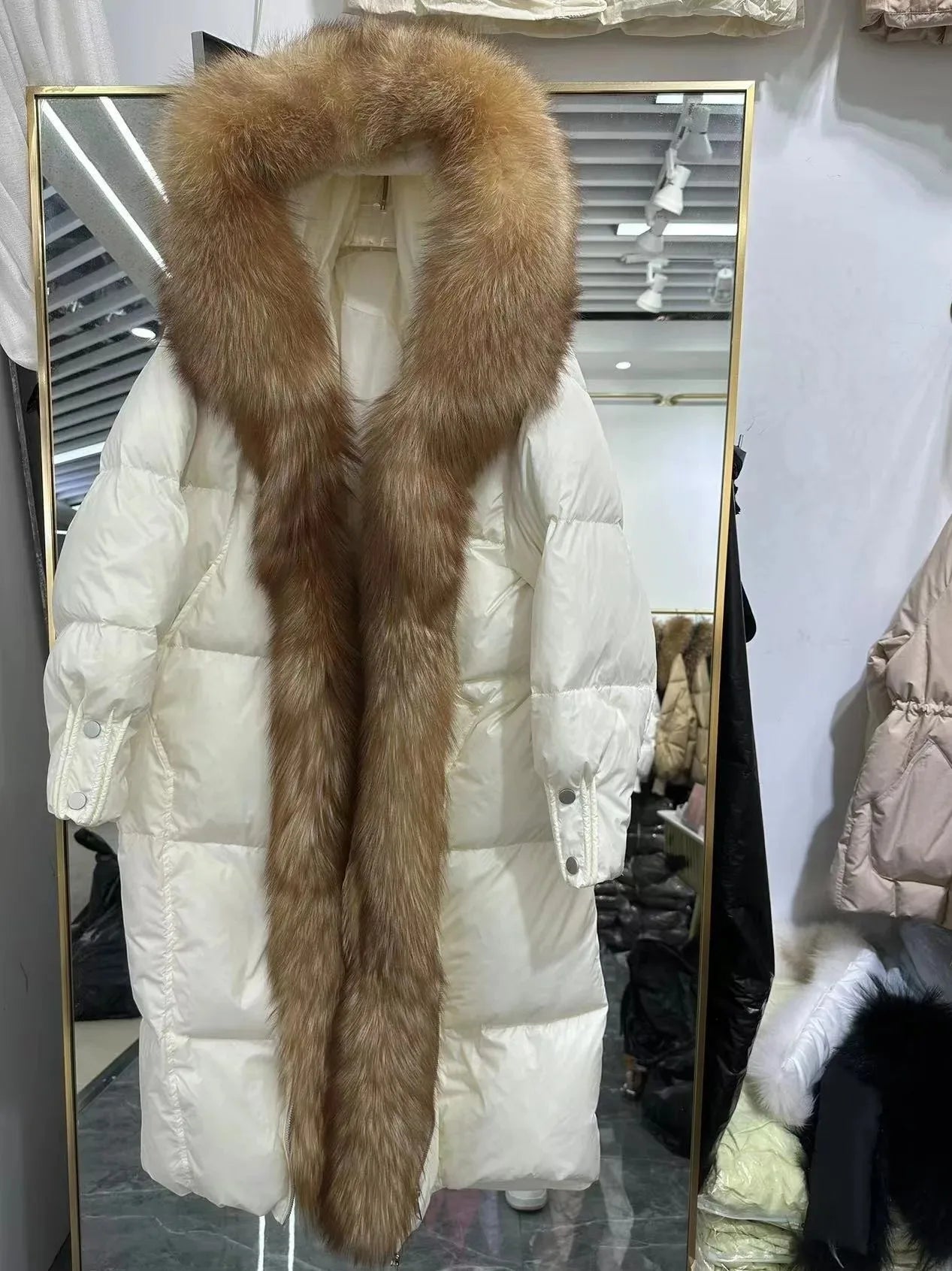Hot Sales New Winter Long Goose Down Female Parka Fashion Thicken Warm Down Jacket with Large Real Fox Fur Collar Women Overcoat