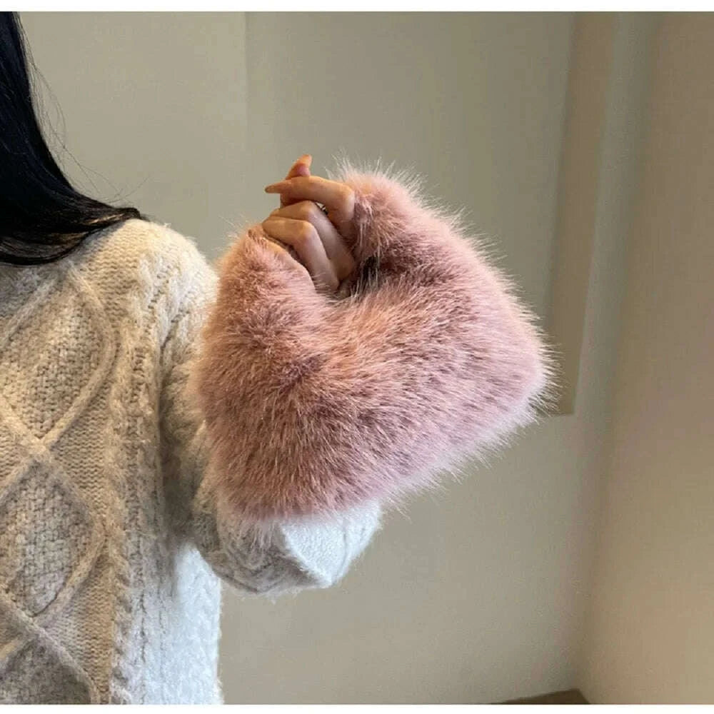 크로스백-여성-가방-2023-new-winter-trend-solid-color-plush-warm-fluffy-crossbody-bag-imitation-fox-hair-shoulder-bag-designer-handbagkimludkimlud-35556792