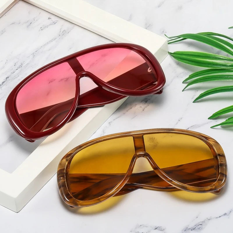 Plastic Oversized Gradient Sunglasses — Burgundy | KIMLUD