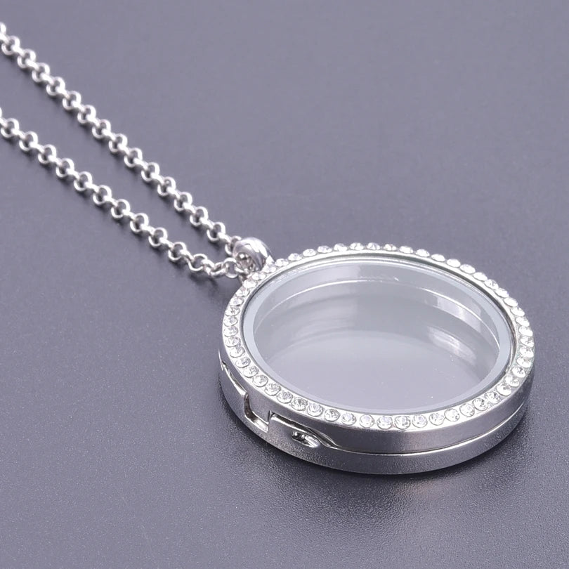 Silver-Tone Heart-Shaped Glass Reliquary Locket Pendant With Antique Filigree Keepsake Window — Silver | KIMLUD