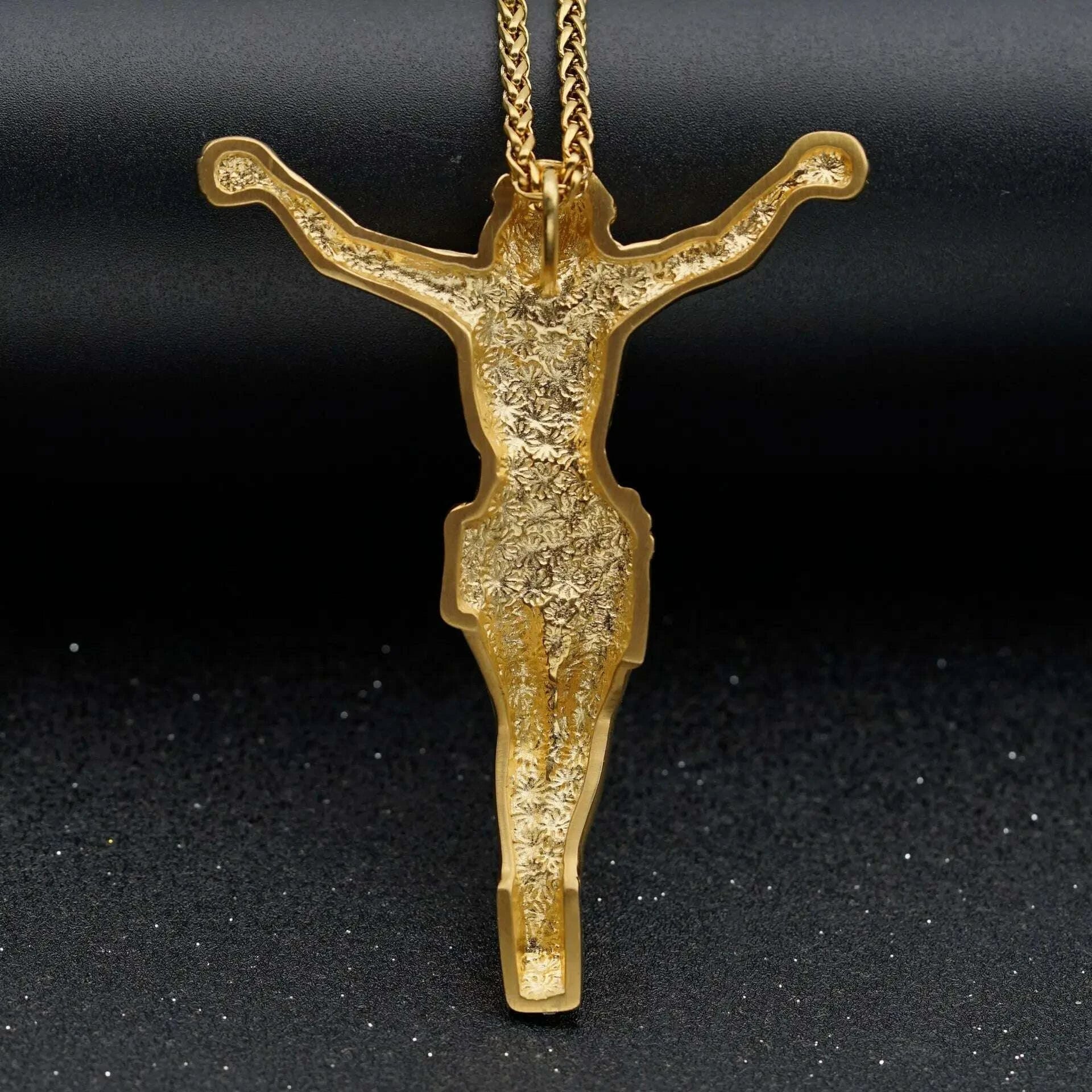 new-religious-jesus-cross-necklace-for-men-fashion-gold-color-cross-pendent-with-rhinestone-jewelry-gifts-for-men-pendantkimludkimlud-35577580