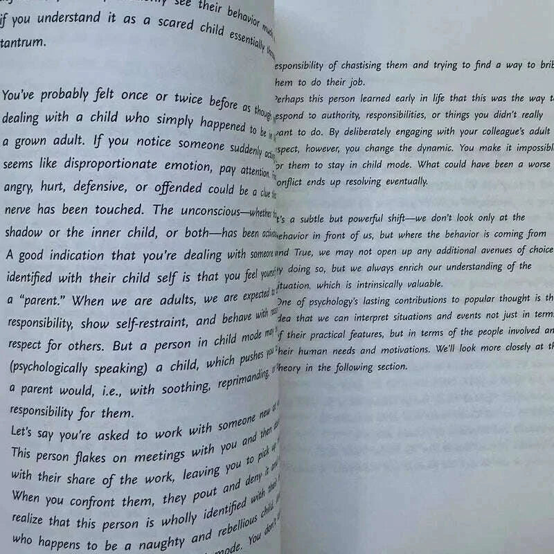 read-people-like-a-book-how-to-analyze-understand-and-predict-people’s-emotions-thoughts-intentions-and-behaviors-book-kimlud-kimlud-33914053