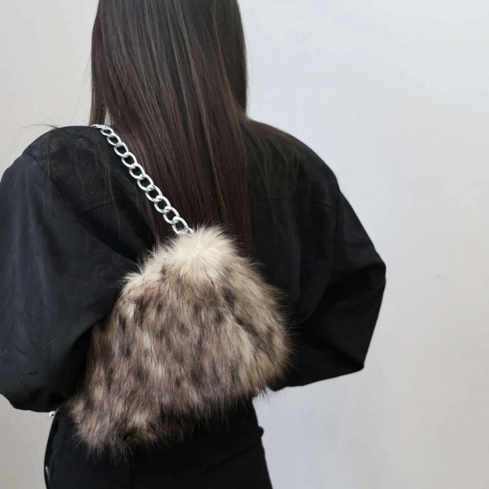 luxury-leopard-design-plush-underarm-bag-for-women-winter-faux-furry-chain-shoulder-bags-female-furry-dinner-purse-handbagskimludkimlud-35556808