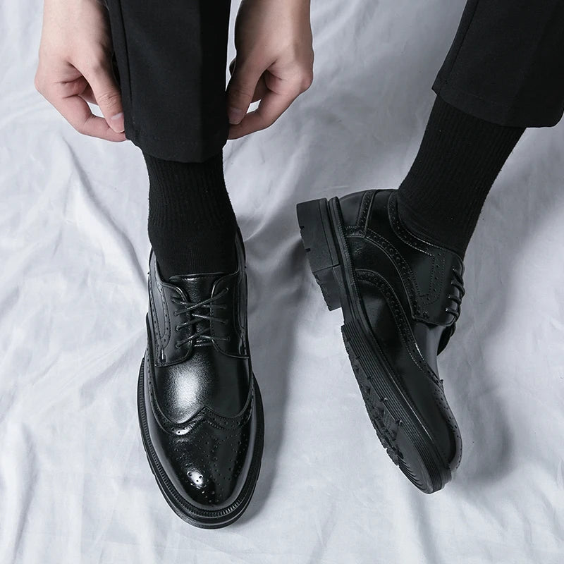 Handmade Men's Wingtip Oxford Shoes Black Leather Brogue Men's Formal Leather Shoes Classic Business Formal Men's Shoes Oxfords