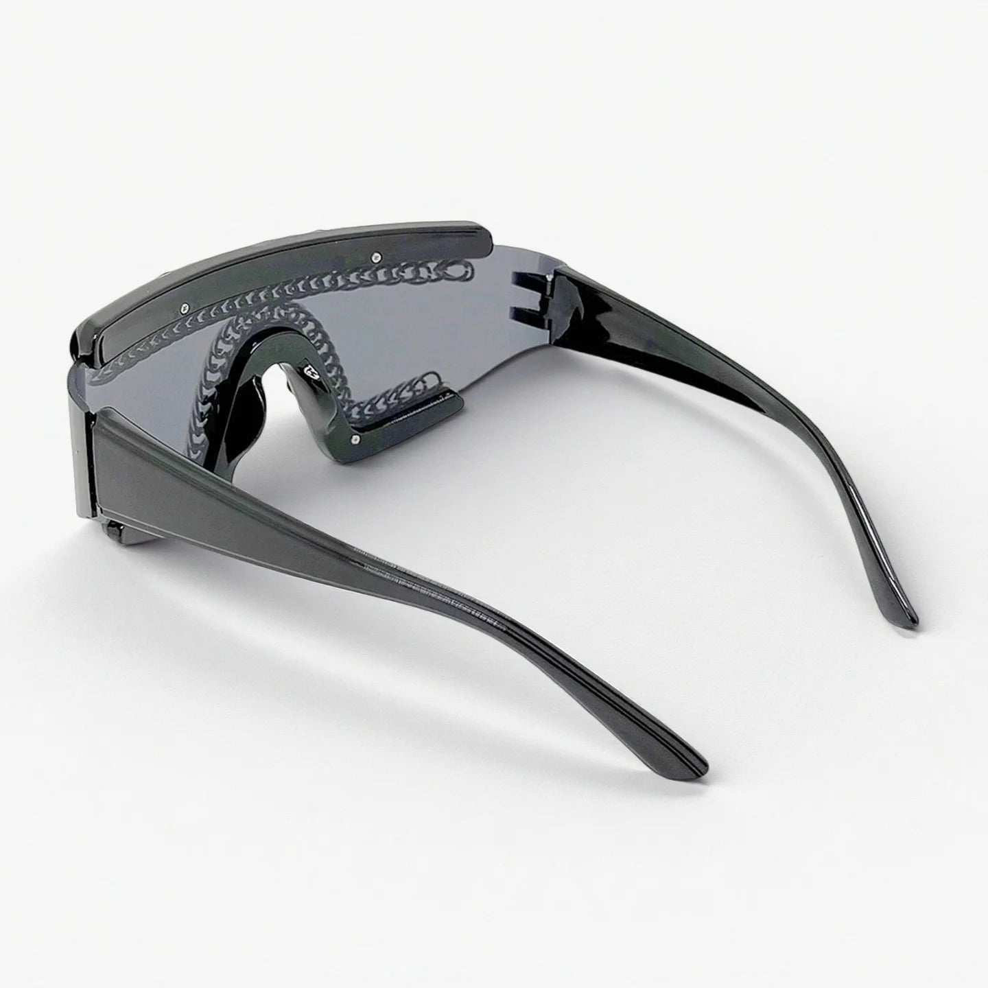 Plastic Frame Studded Chain Sunglasses — Black | KIMLUD