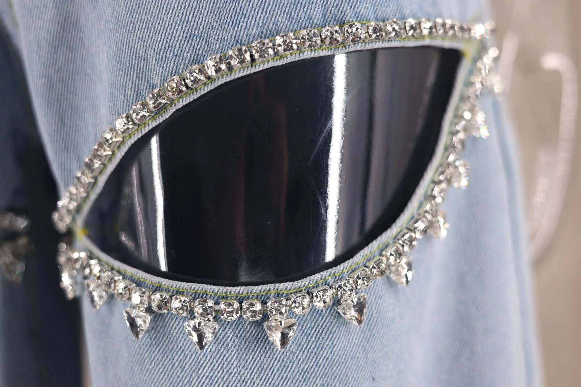 Chic Women Hollowed Out Diamonds Beaded Holes Jeans Rhinestones Straight Denim Pants Crystals Cowboy Trousers Loose Pantalones