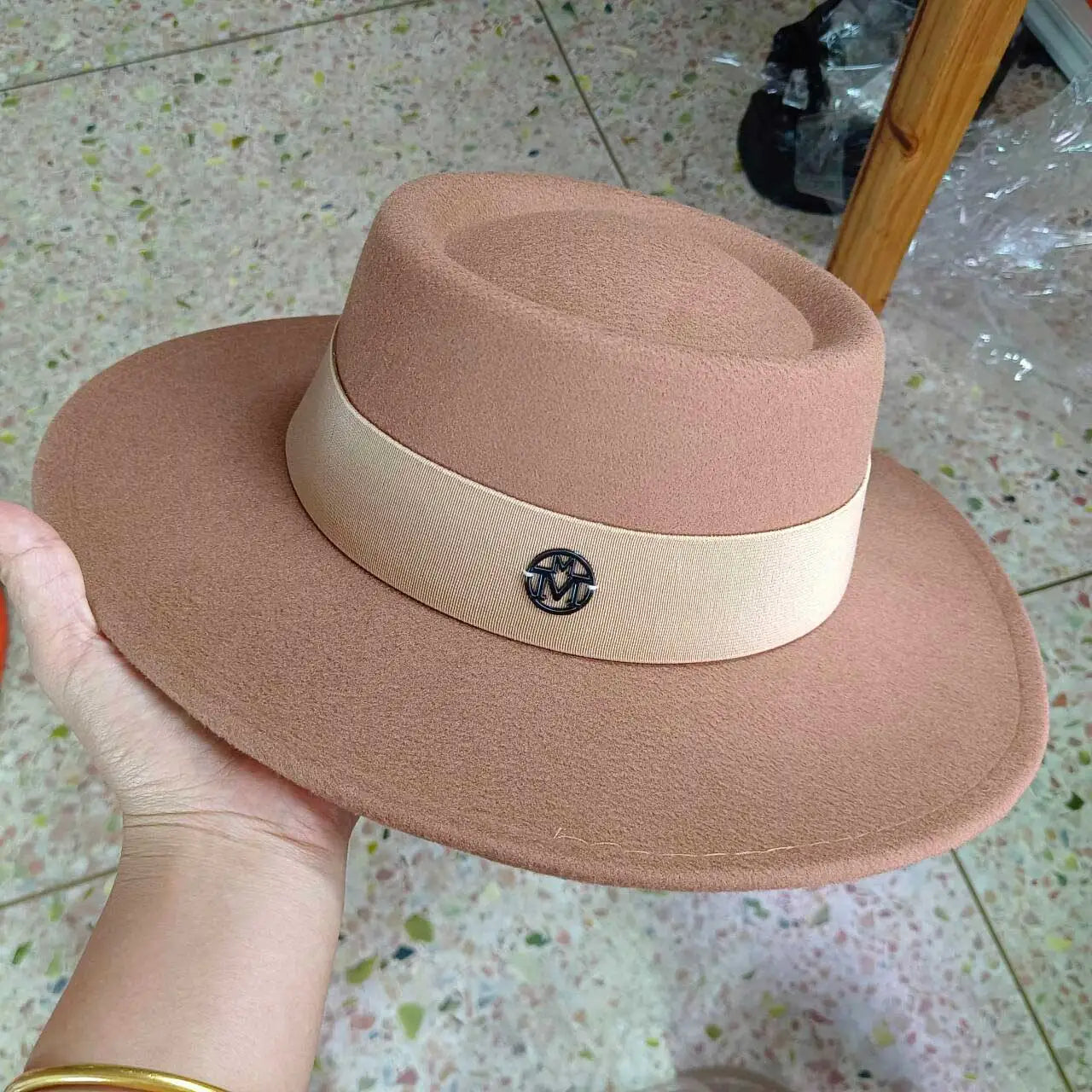 French Felt Flat-Top Wide-Brim Hat — Ivory | KIMLUD