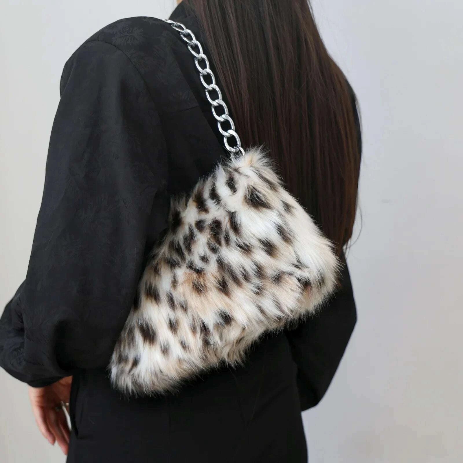 luxury-leopard-design-plush-underarm-bag-for-women-winter-faux-furry-chain-shoulder-bags-female-furry-dinner-purse-handbagskimludkimlud-35556820
