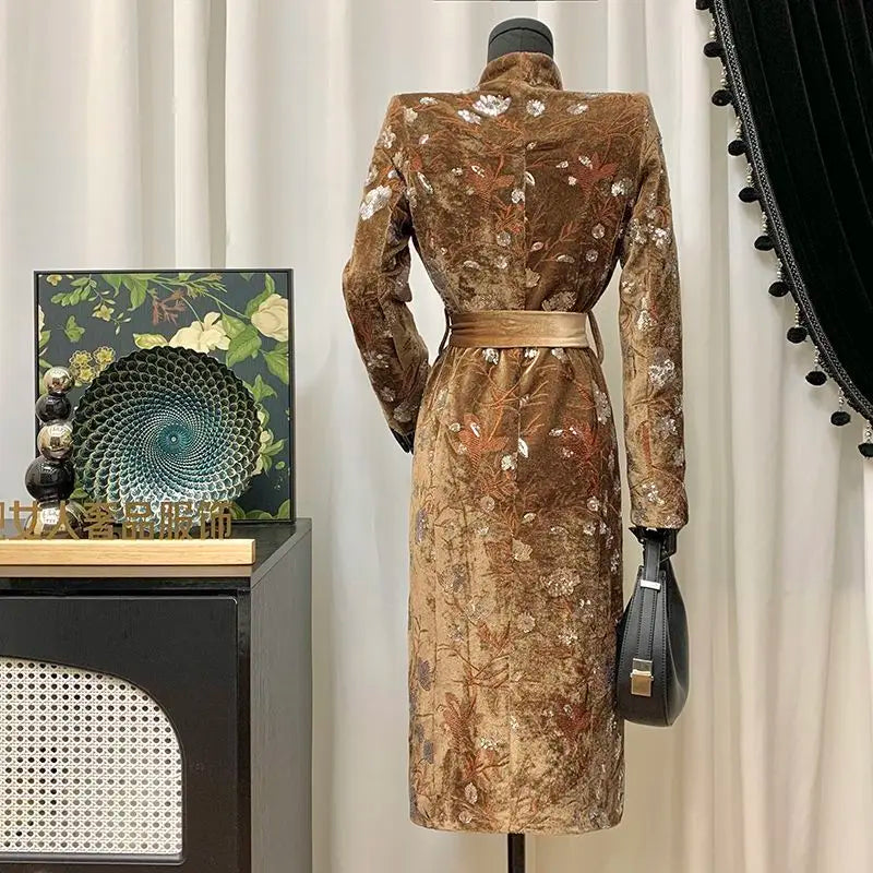 Women Spring Autumn New Heavyweight Sequined Embroidered Jacquard Coat Brown Velvet Stand-Collar Slim Fit Trench Coat Top