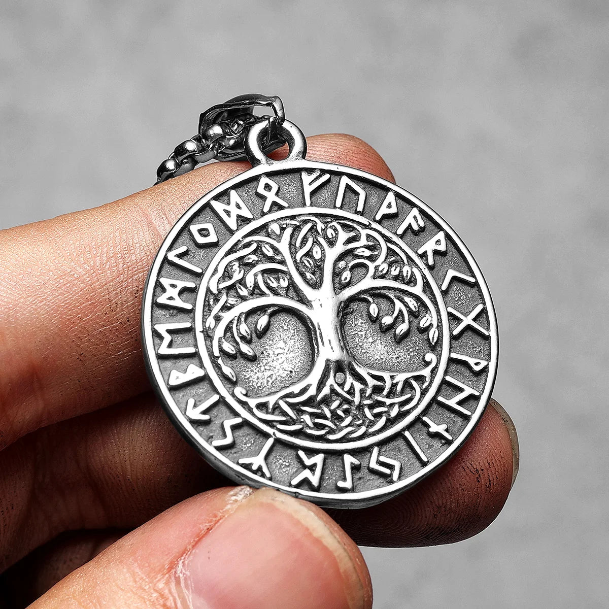 Tree Of Life Men Necklaces Pendant Stainless Steel Jewelry For Viking Symbol Male Women Punk Hip Hop Accessories Gifts Wholesale
