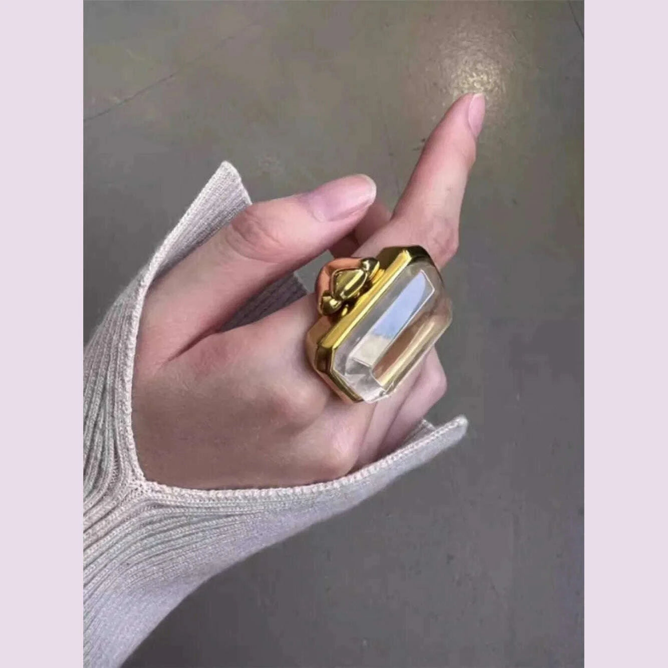 fashion-square-natural-stone-crystal-ring-gold-color-metal-for-women-brass-jewelry-2024-light-luxury-european-and-american-kimlud-kimlud-33915976