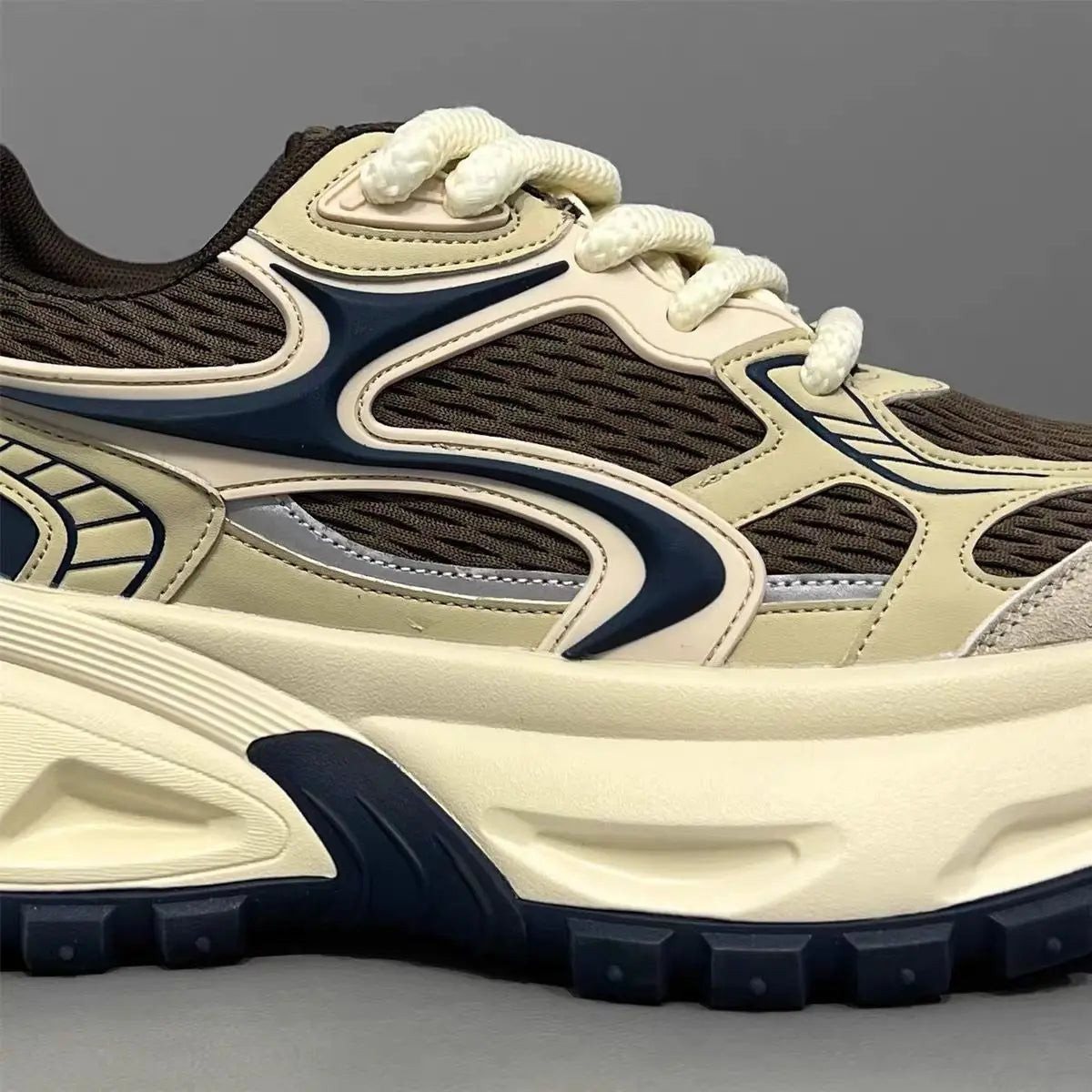 Casual Style Breathable Sporty Men's Shoes Thick Bottom Versatile High-End Lightweight Fashionable Dad Shoes Comfortable Wear