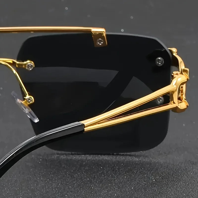 Polycarbonate Sunglasses Rectangle Frame Gold-Tone Hardware — Black | KIMLUD