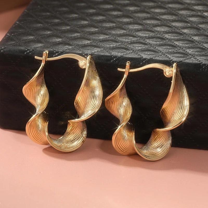 Hoop Earrings – Twisted Design – Gold Plated Copper – Gold | KIMLUD