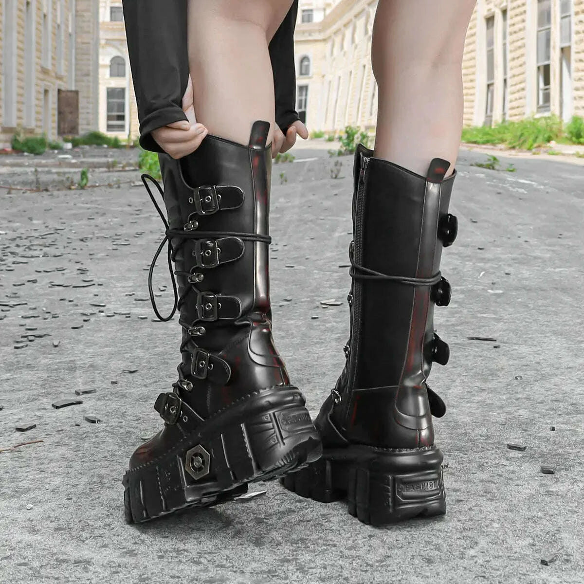 2024-high-spanish-locomotive-dark-punk-medium-tube-metal-thick-rock-men-and-women-the-same-style-platform-heels-bootskimlud-womens-fashion-34601594