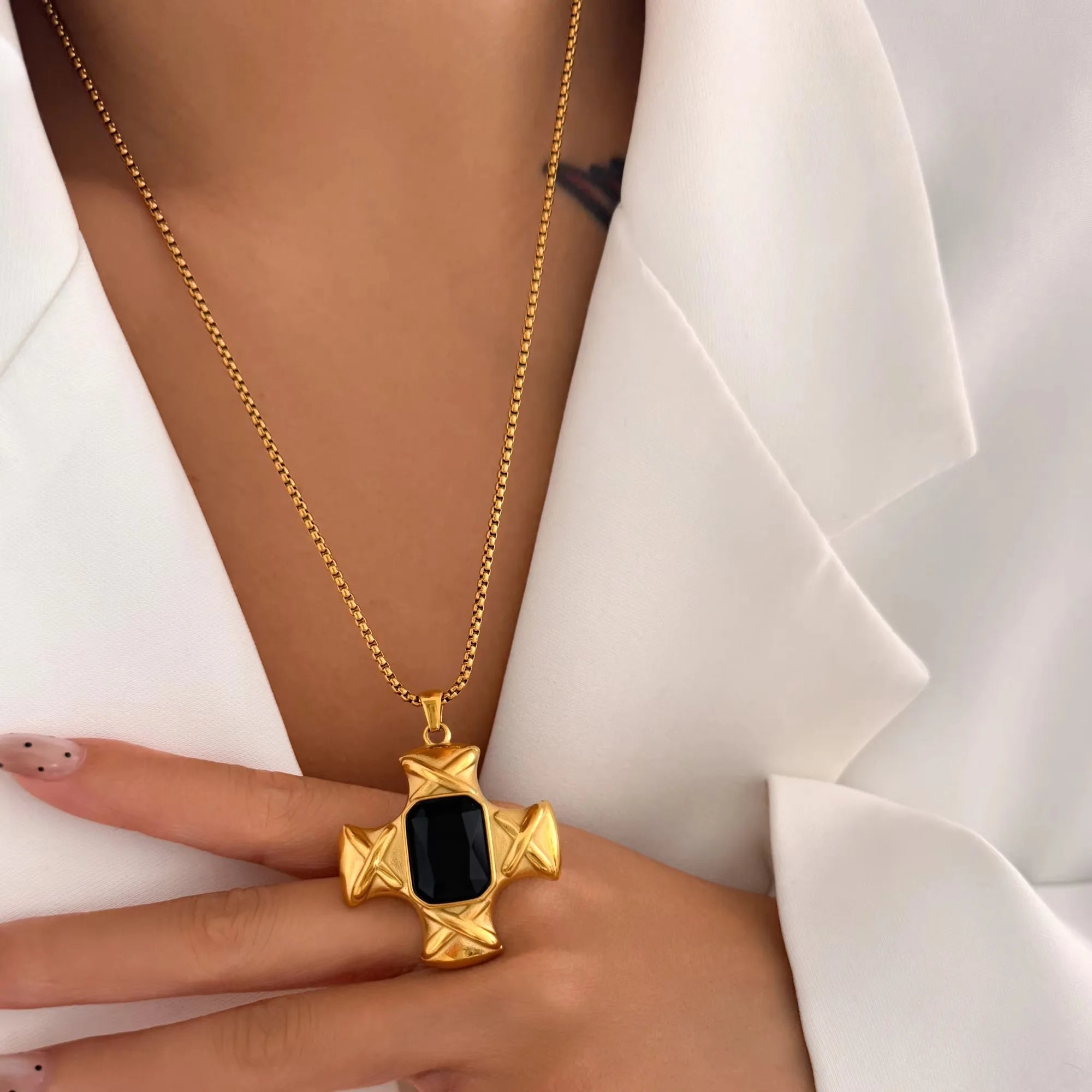 Stainless Steel Necklaces Gold Plated Cross Pendant — Gold | KIMLUD