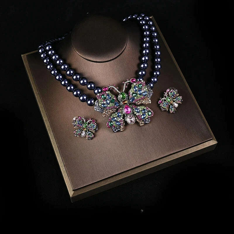 hd-european-and-american-sweet-retro-heavy-industry-elegant-literary-sparkling-rhinestone-butterfly-necklace-stud-earrings-kimlud-kimlud-33912843