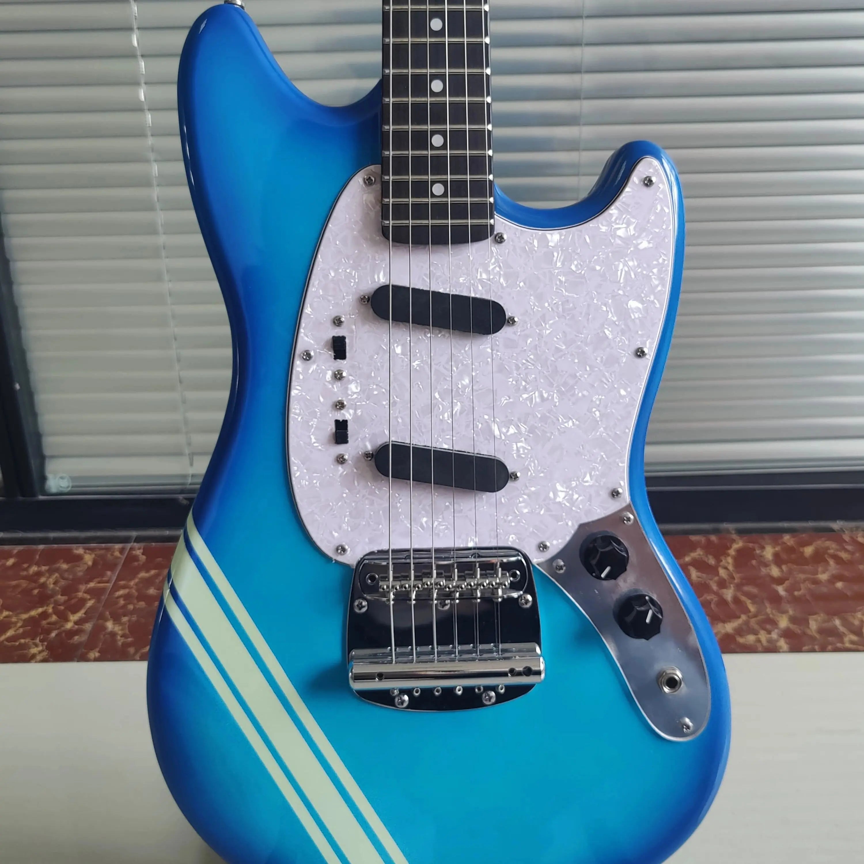 Mahogany Striped Electric Guitar — Sparkle White | KIMLUD