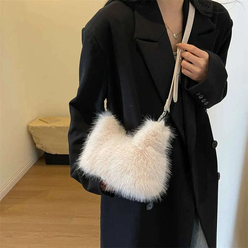 크로스백-여성-가방-2023-new-winter-trend-solid-color-plush-warm-fluffy-crossbody-bag-imitation-fox-hair-shoulder-bag-designer-handbagkimludkimlud-35556787