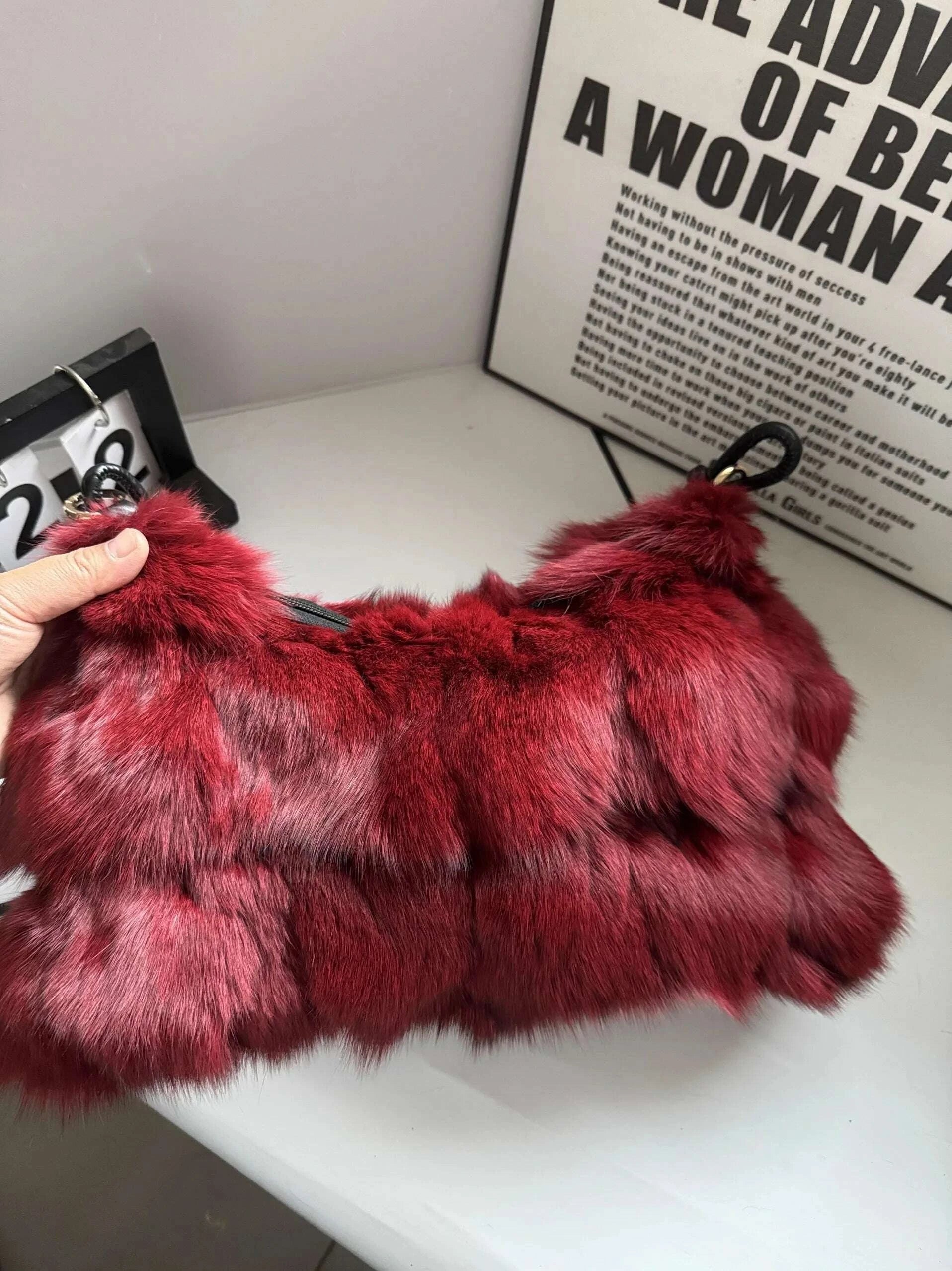 winter-fox-fur-bag-womens-bag-fashion-handbag-ladies-bags-purses-women-shoulder-bag-real-silver-fox-fur-messenger-bagskimludkimlud-35556576