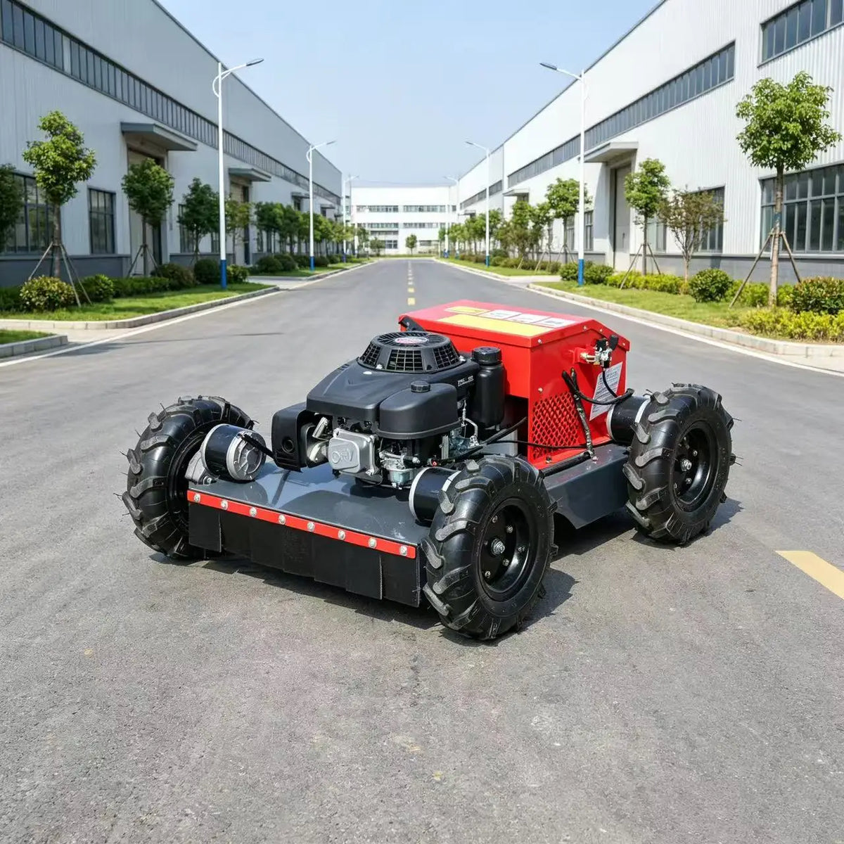 Remote-Controlled Lawn Mower – Brushless Motor – Rechargeable | KIMLUD