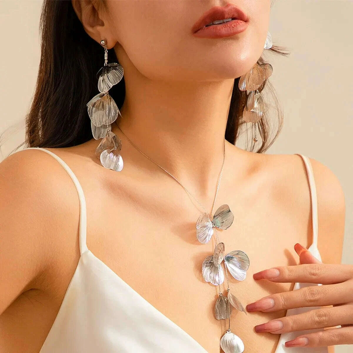 aesthetic-elegant-ginkgo-leaf-pendant-earrings-necklace-set-for-women-romantic-bridal-tassel-jewelry-set-party-neck-accessorieskimlud-womens-fashion-34624549