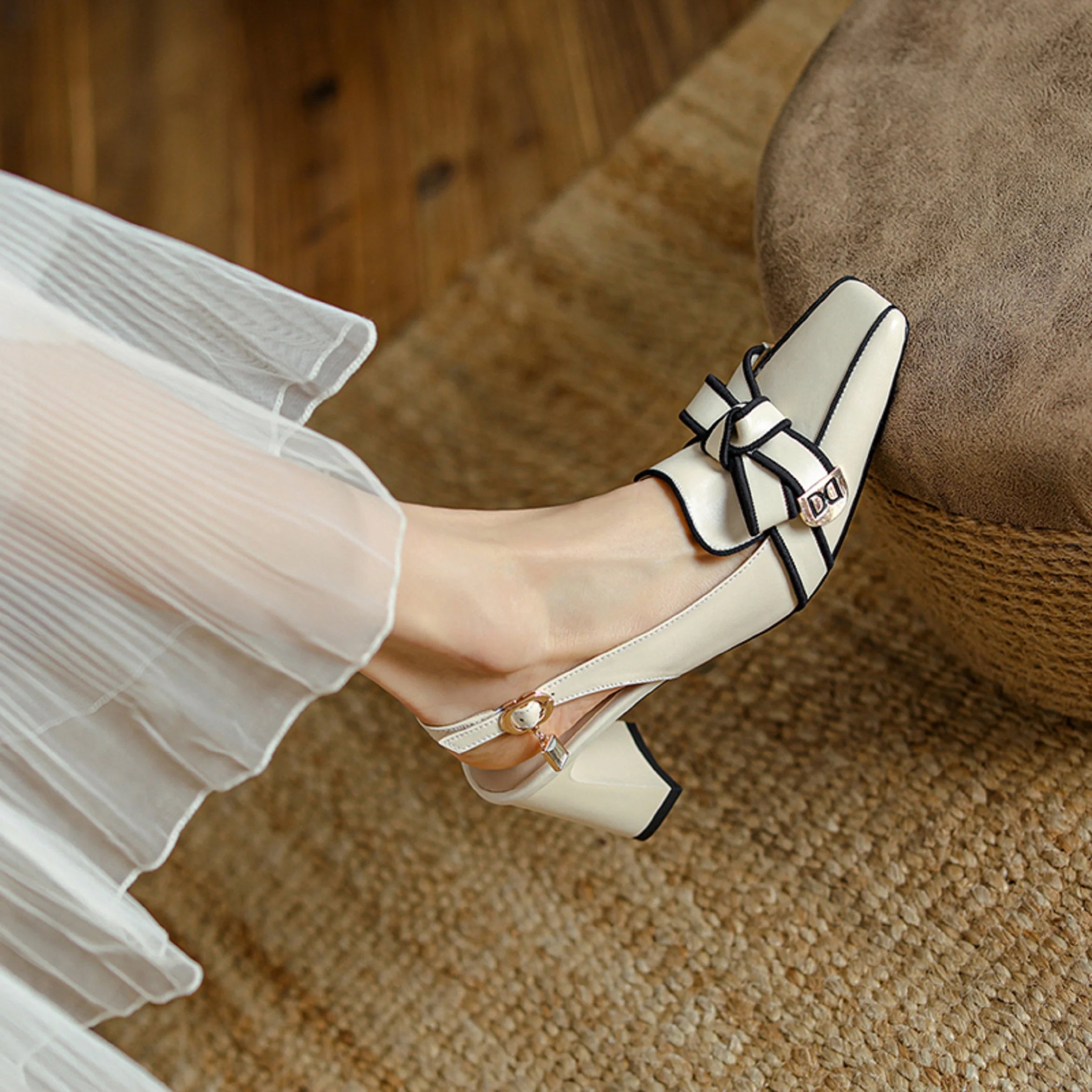 【JOCHEBED HU】2026 New Summer Retro High-heeled Lady Sandals Female Thick Heel Square Toe with Back Empty Shoe Trend 33-46