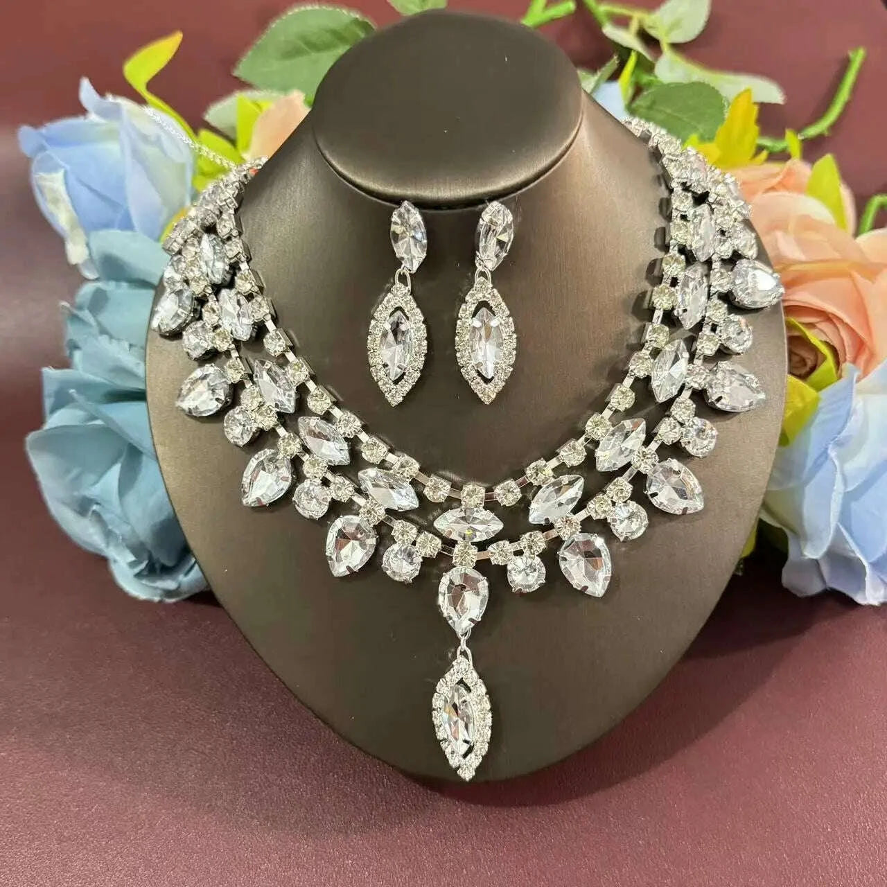 hot-selling-multi-color-large-crystal-pendant-necklace-european-and-american-fashion-super-sparkling-rhinestone-necklacekimlud-womens-fashion-34627514