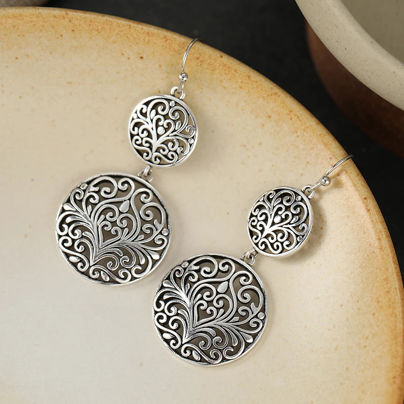 Vintage Bohemian Style Hand Carved Silvery Plated Hook Earrings Women's Elegant Charm Banquet Festival Jewelry Accessories Gifts
