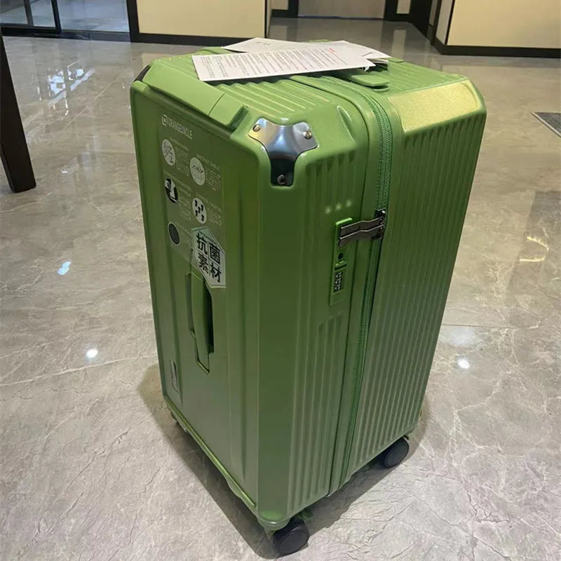 High-Quality Polycarbonate Travel Luggage — Black | KIMLUD