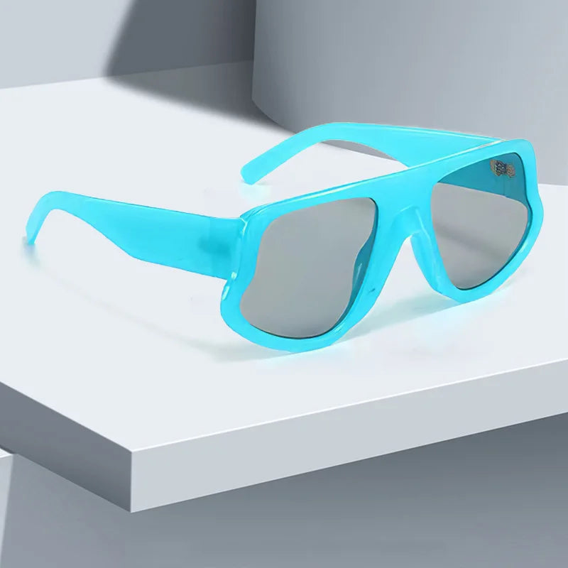 Rectangular Sunglasses Small Frame Polycarbonate — Black | KIMLUD