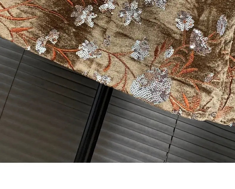 Golden Velvet Sequins Windbreaker Coat Autumn/Winter New English style Luxury Sequin Embroidered Women's Coat