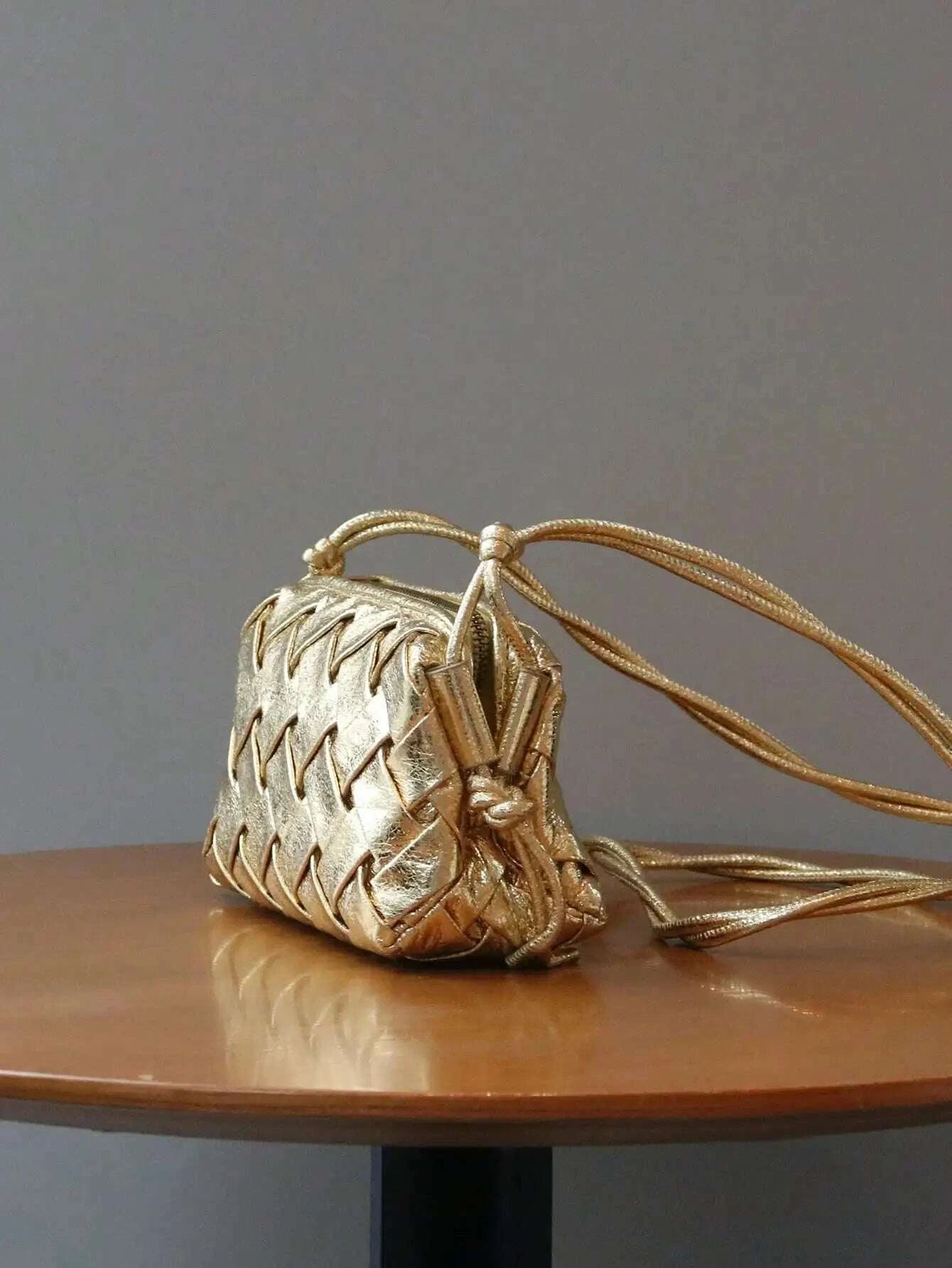 KIMLUD, 2024 new woven handbag fashion trend burst crack gold woven embossed shoulder slung bag Joker mini mobile phone bag shoulder str, KIMLUD Womens Clothes